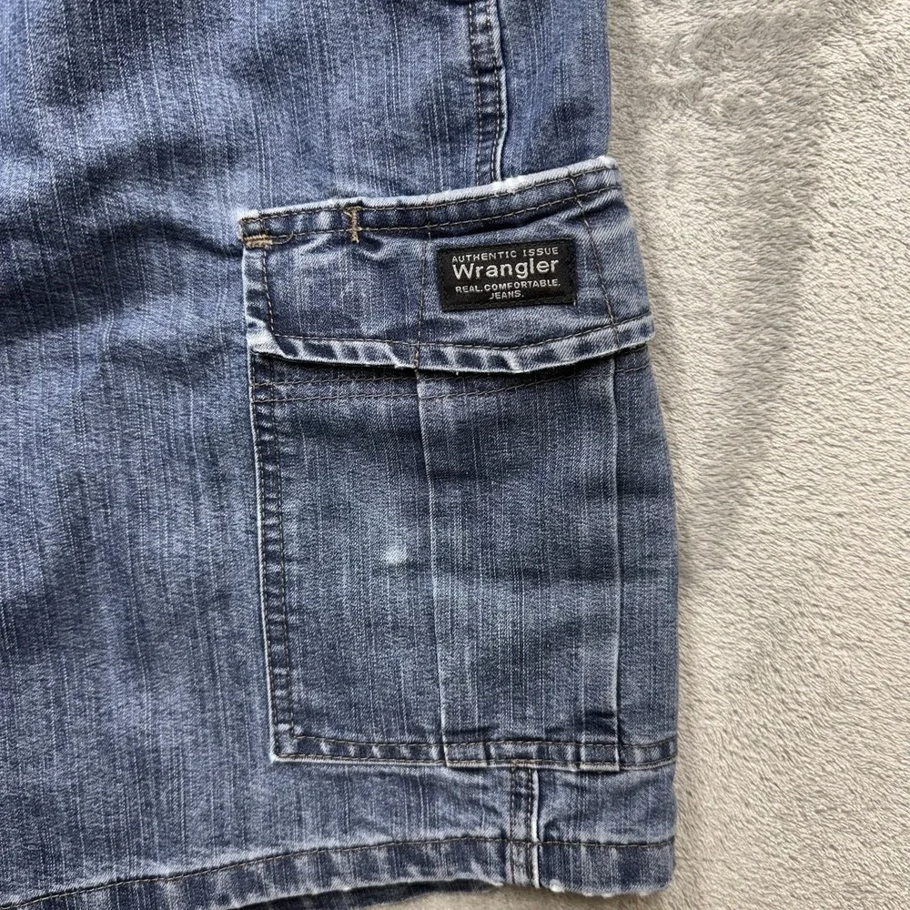 Wrangler Denim Cargo Shorts Mens 38 Y2K Blue Jean Utility Workwear Denim Skater